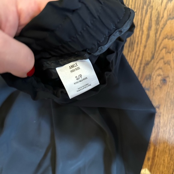 Express pull on high rise ankle pant - Picture 3 of 4